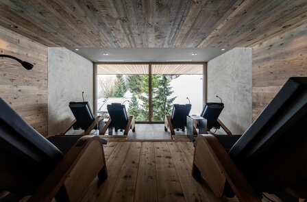 Hotel with pool, Avelengo & natural swimming pond