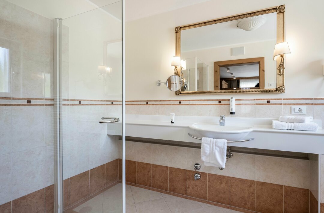Hotel Avelengo near Merano, South Tyrol, spa holidays Hotel Avelengo near Merano, South Tyrol, spa holidays